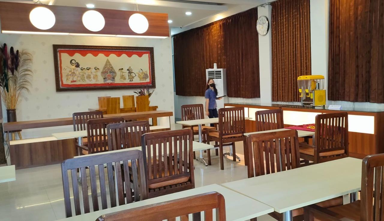 Golden Ganesha Hotel Yogyakarta By Ecommerceloka Gondowulung Zewnętrze zdjęcie